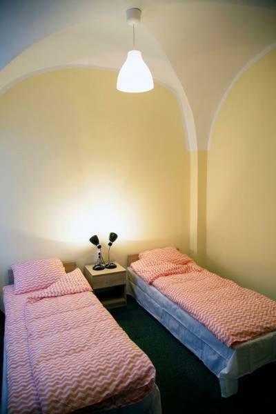 Hostel Staromiejski Gniezno Extérieur photo